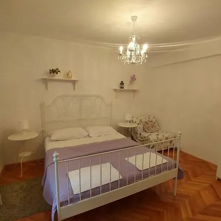 Ruzica Apartament *