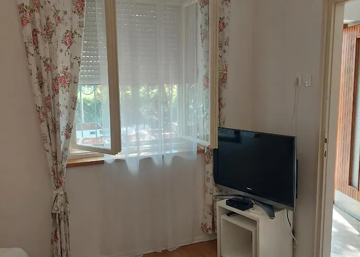Ruzica شقة تْسْغيكفانِتْسا