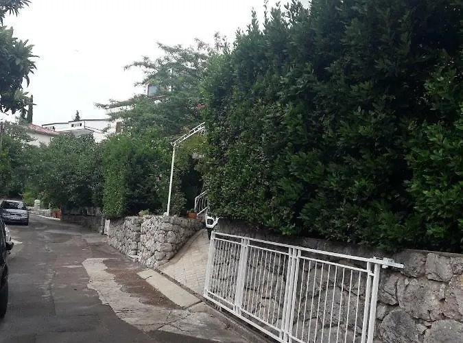 Ruzica קריקווניצה